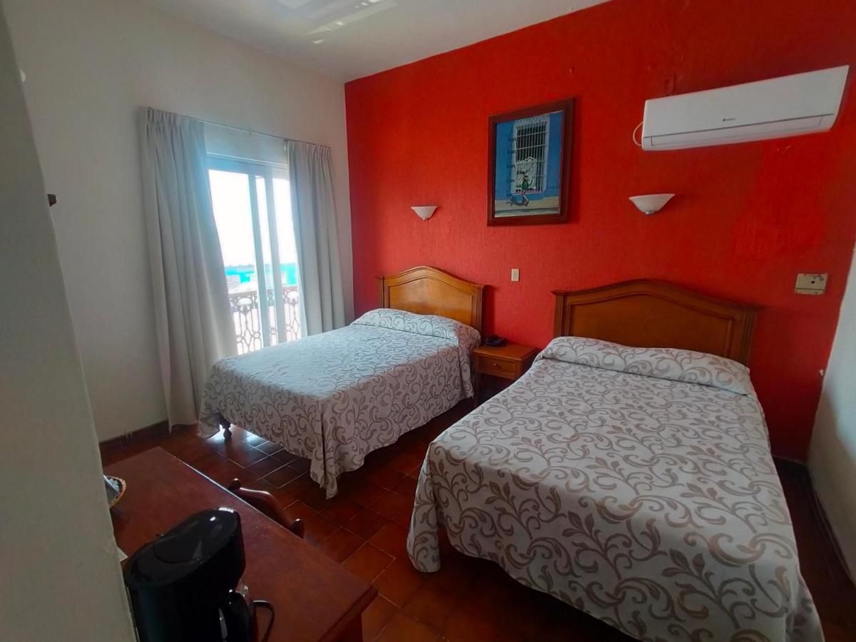 Hotel Posada Dona Lala Tlacotalpan Esterno foto