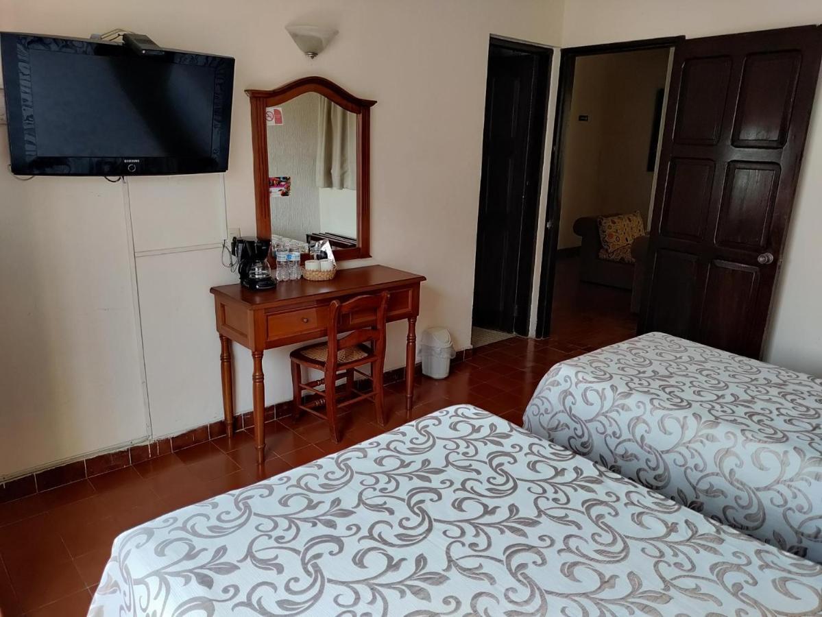 Hotel Posada Dona Lala Tlacotalpan Esterno foto