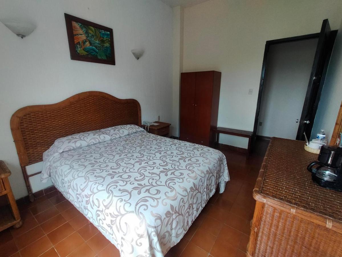 Hotel Posada Dona Lala Tlacotalpan Esterno foto